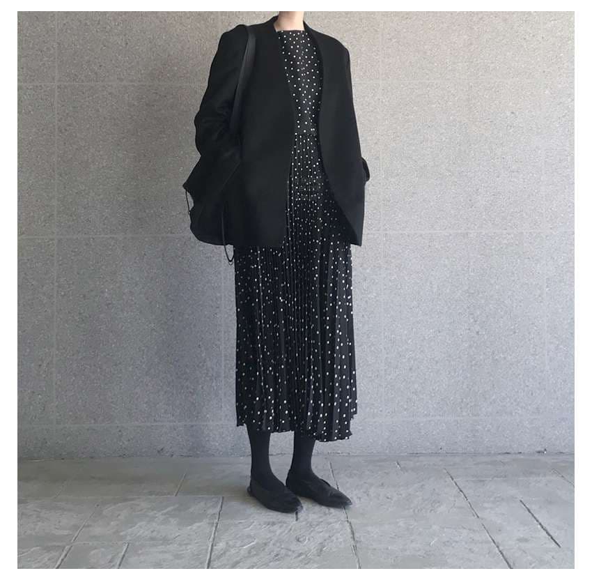 50代ファッション 大人の上品水玉ワンピース