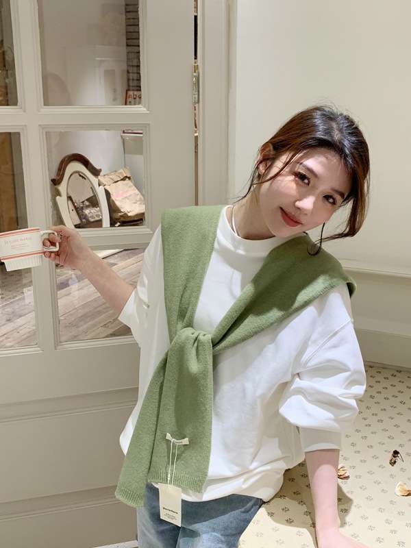 50代ファッション ゆったりウォーミーベスト