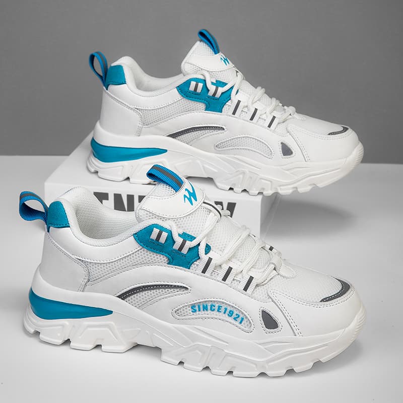 50代ファッション スポーティー軽量メッシュスニーカー