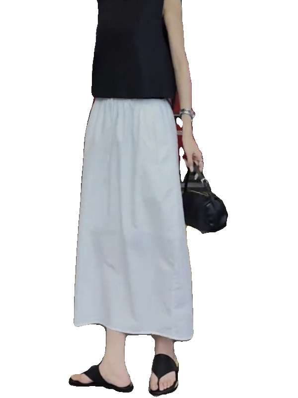 50代ファッション 大人の余裕を感じるロングスカート