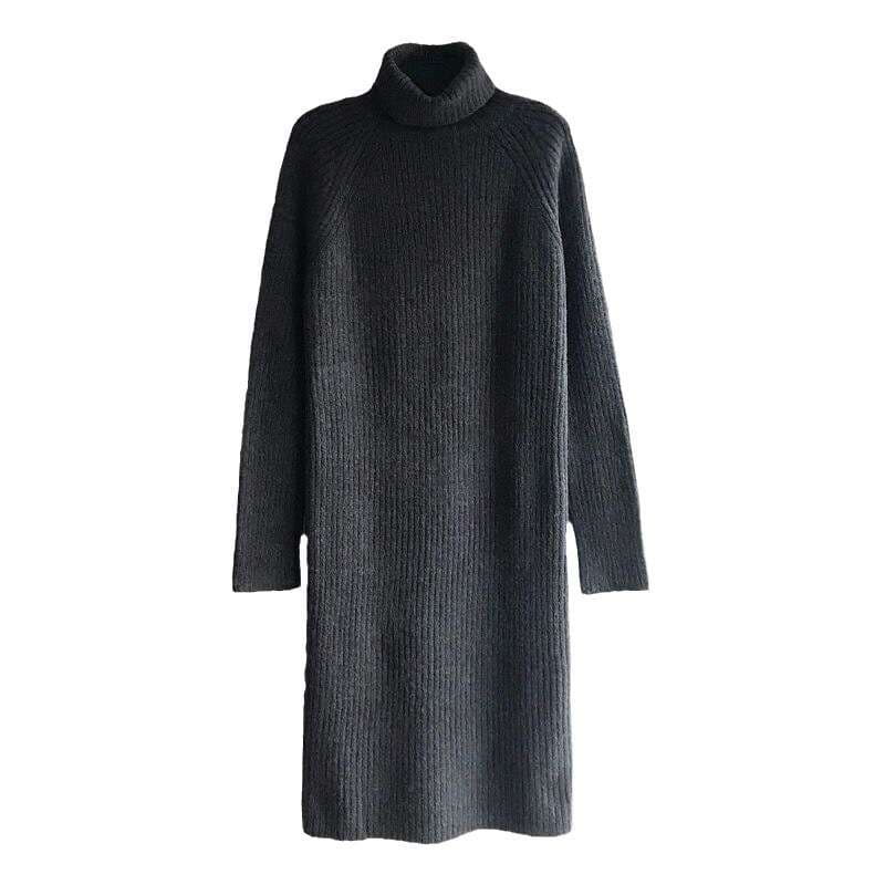 50代ファッション 上品シルエットの長袖ニットワンピース