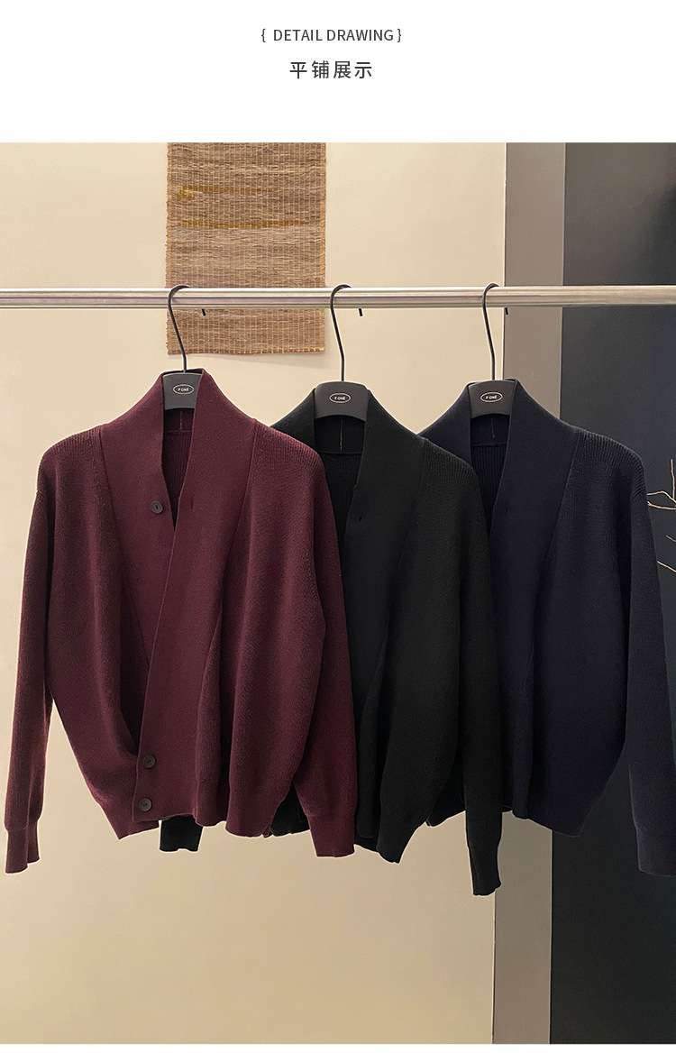 50代ファッション 優雅な襟付きウールニット