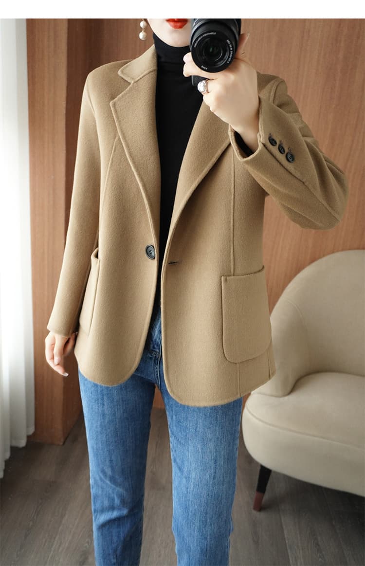 50代ファッション エレガントウールコート