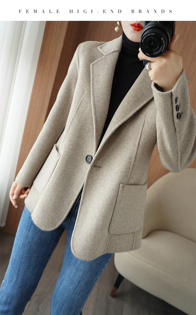 50代ファッション エレガントウールコート