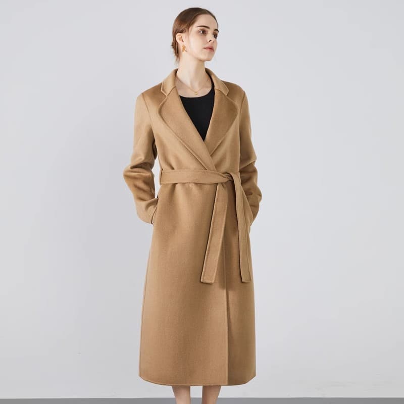 50代ファッション ロングコート