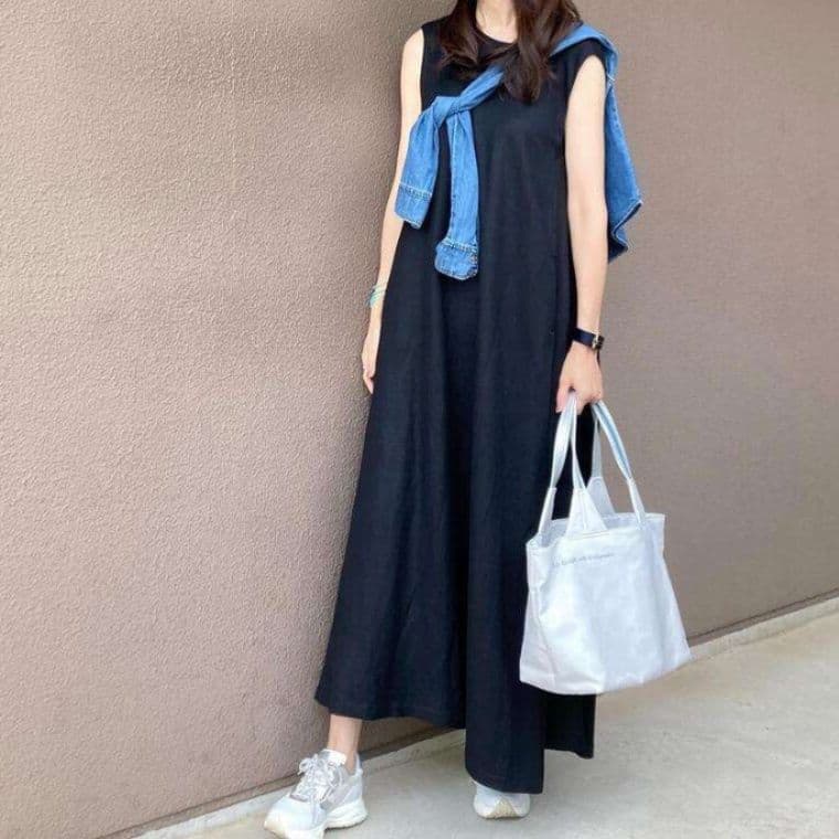 50代ファッション 大人のゆったりマキシワンピース