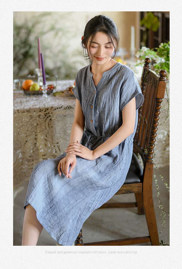 50代ファッション ゆったりリネン風ワンピース