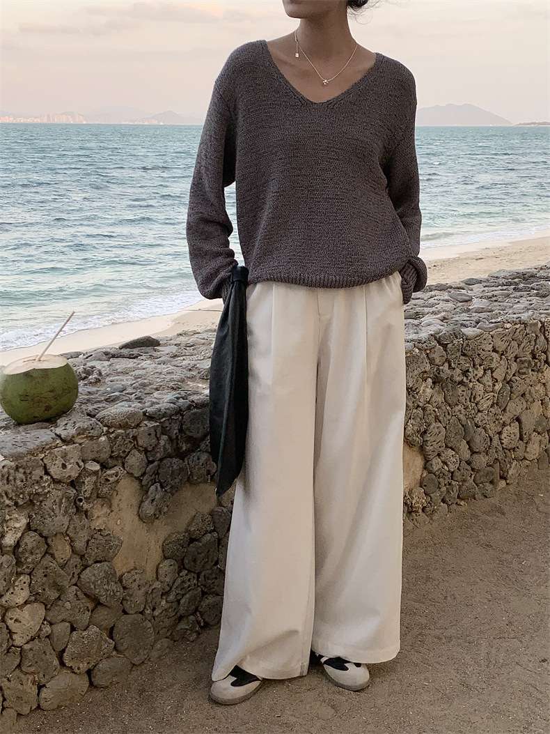 50代ファッション ゆったりワイドパンツ