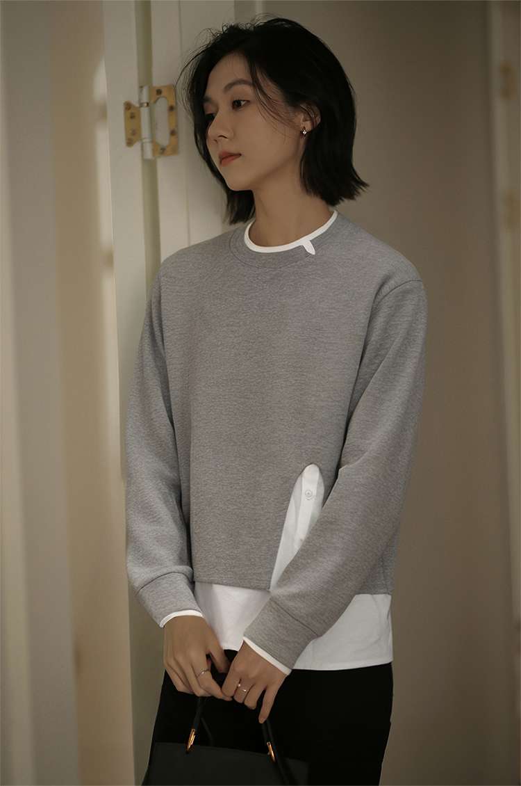 50代ファッション レイヤード風ニットプルオーバー