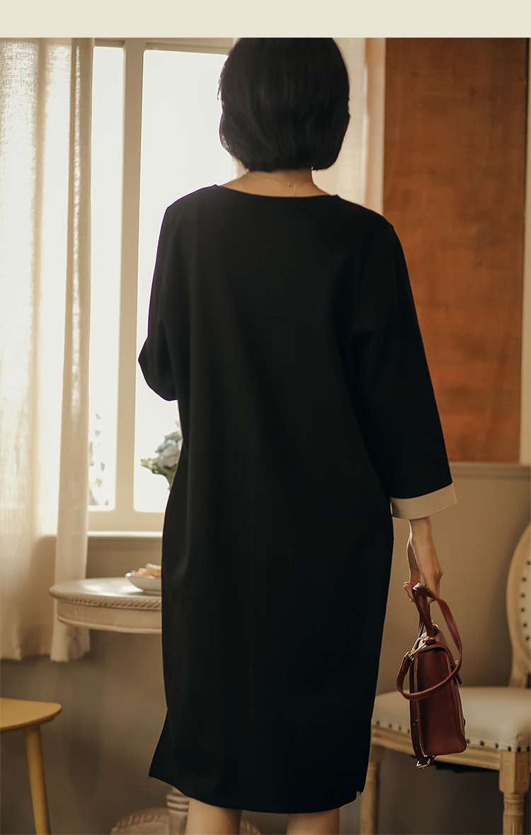 50代ファッション 優雅な大人のゆったりワンピース