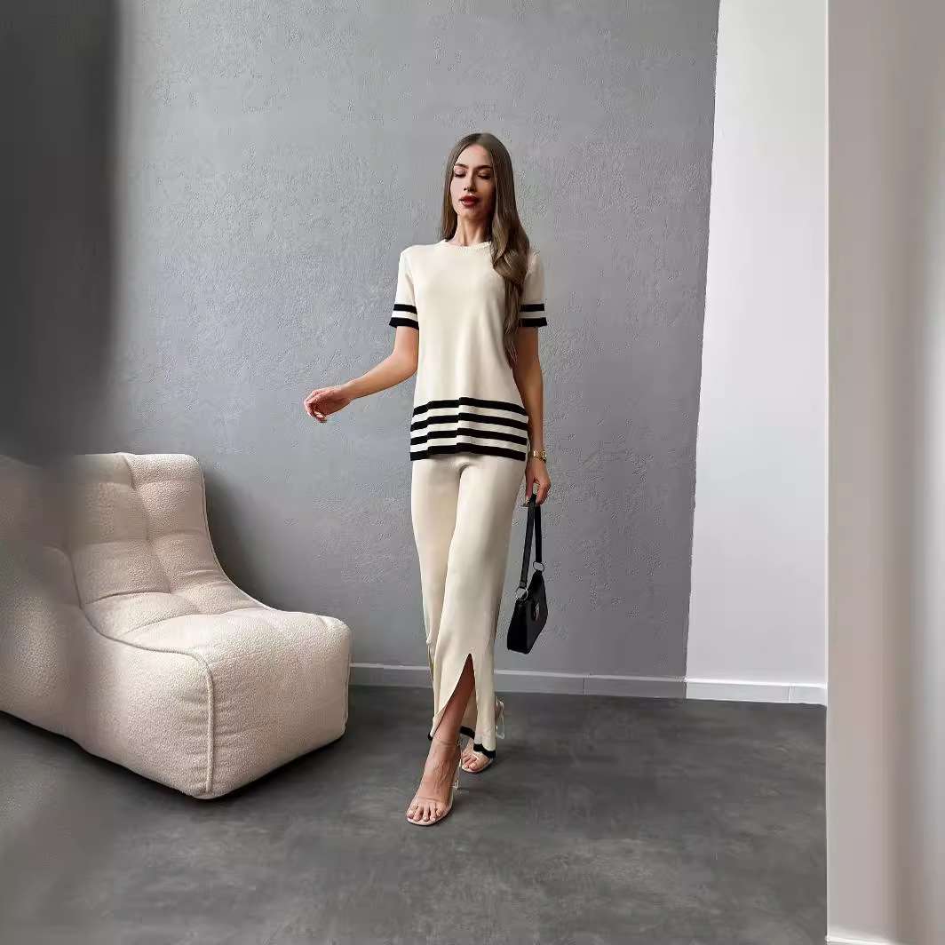 50代ファッション 大人のリラックスニットセットアップ