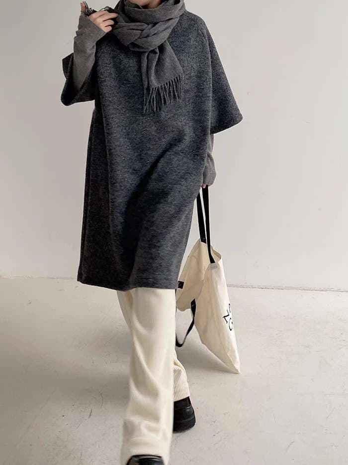 50代ファッション ふんわり袖のロングワンピース