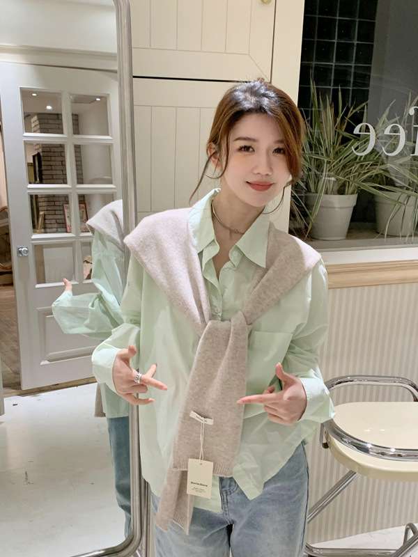 50代ファッション ゆったりウォーミーベスト