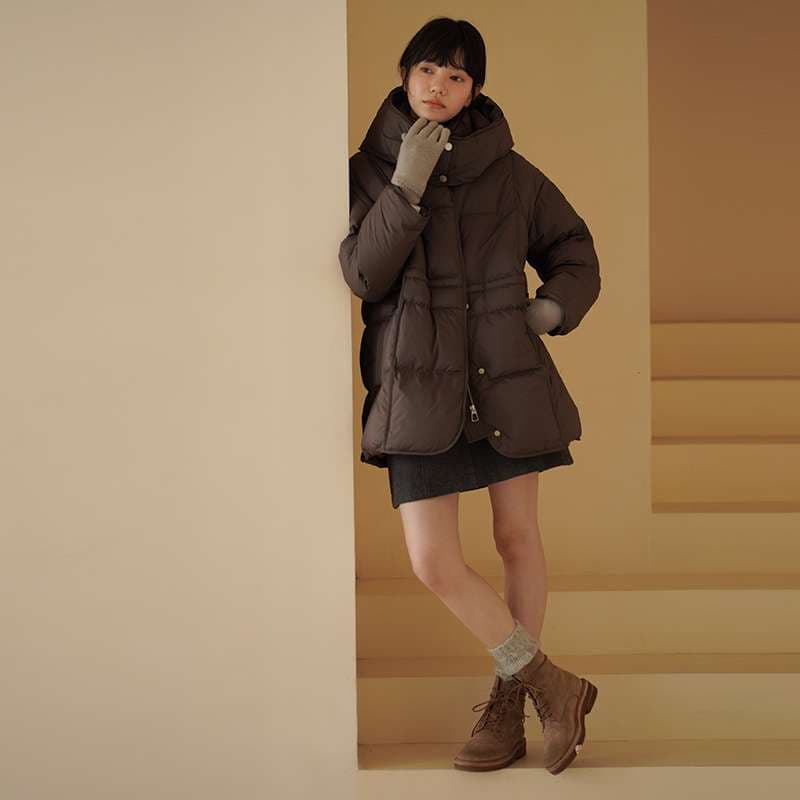 50代ファッション 上品な中綿コート