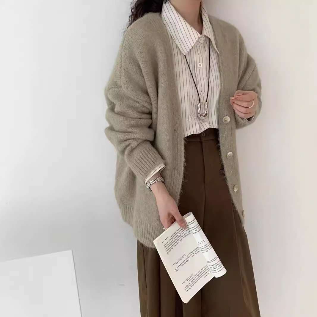 50代ファッション ふんわり柔らか大人の羽織りもの