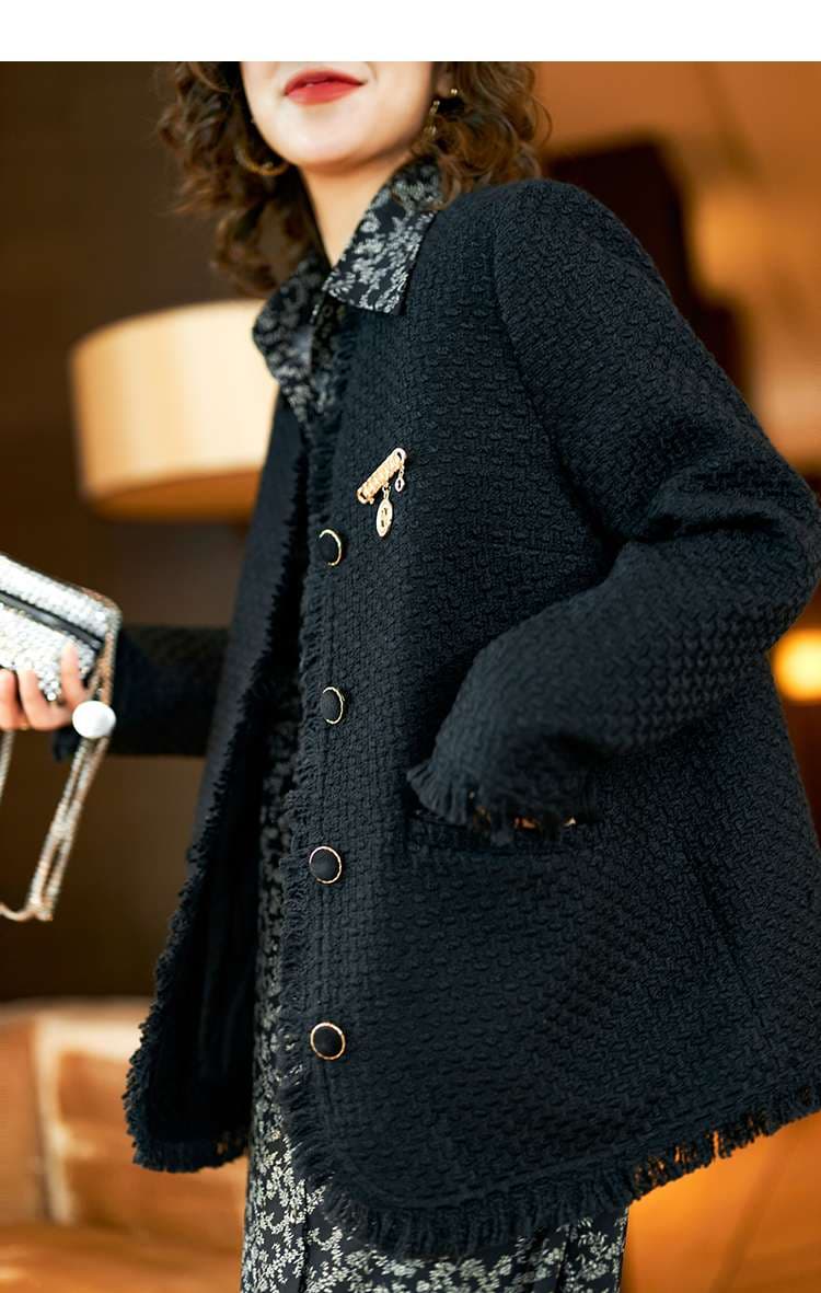 50代ファッション 上品シャネルツイードジャケット