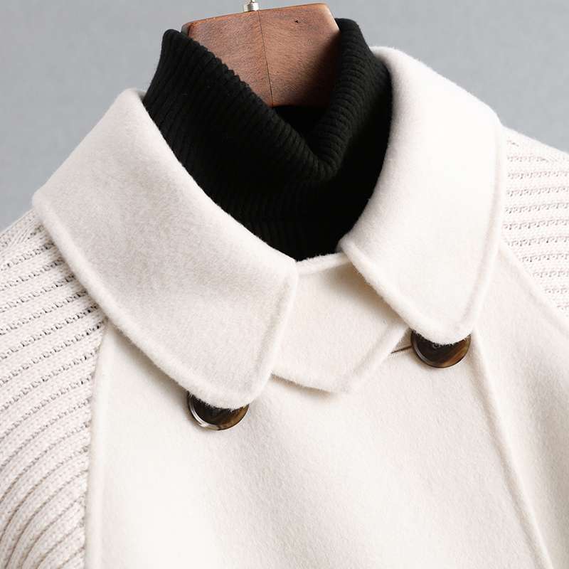 50代ファッション  エレガントな襟付きコート