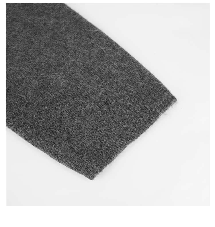 50代ファッション 大人の魅力引き立つロングカーディガン