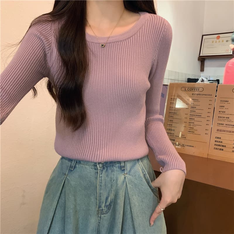 50代ファッション 上品リブ編みベーシックニット