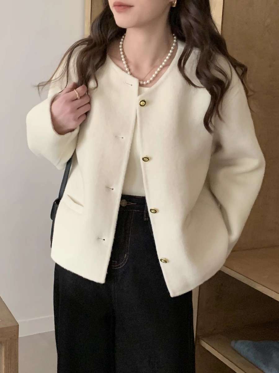 50代ファッションアウター クラシック短丈ウールジャケット