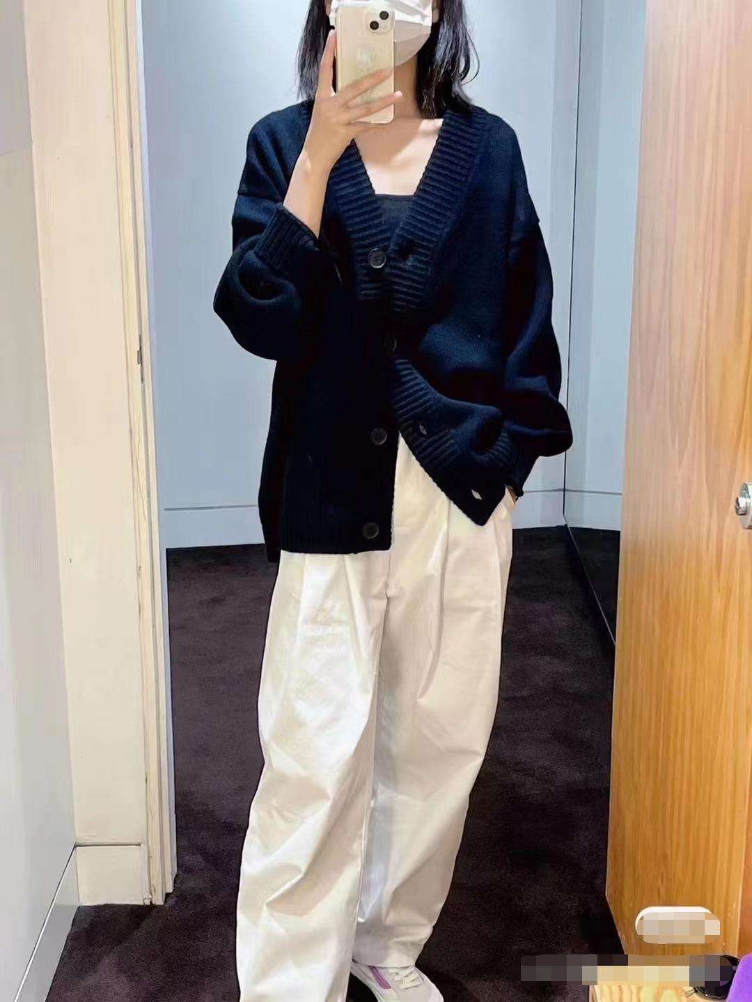 50代ファッション 大人のゆったりニットカーディガン
