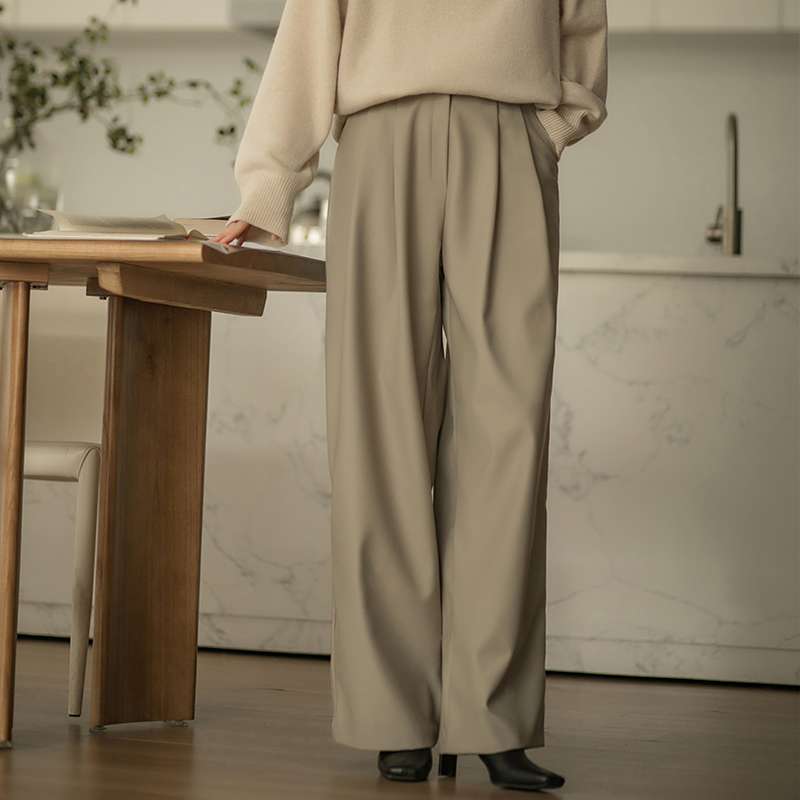 50代ファッション 大人のゆったりワイドパンツ