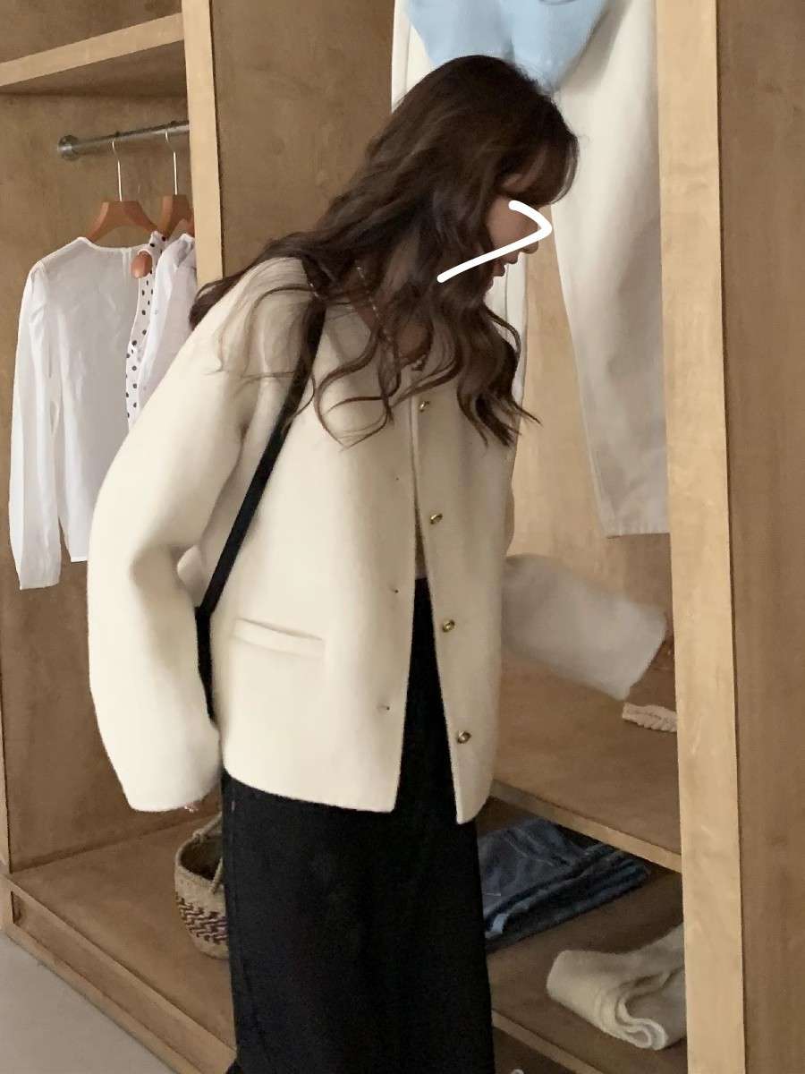 50代ファッションアウター クラシック短丈ウールジャケット