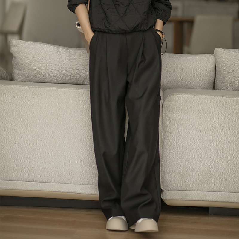 50代ファッション 大人のゆったりワイドパンツ