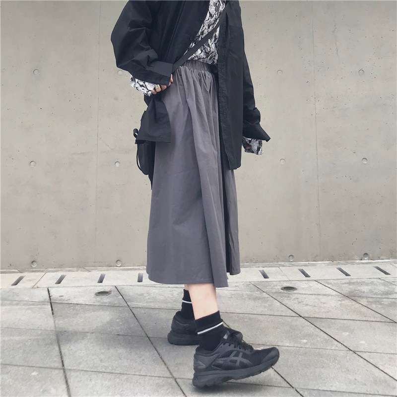 50代ファッション シンプルギャザーロングスカート