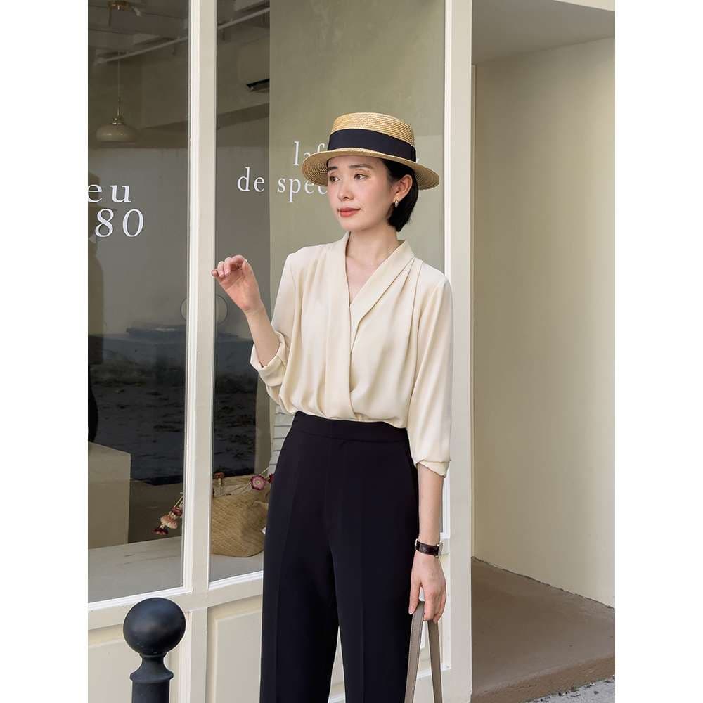 50代ファッション 大人の洗練カシュクールブラウス
