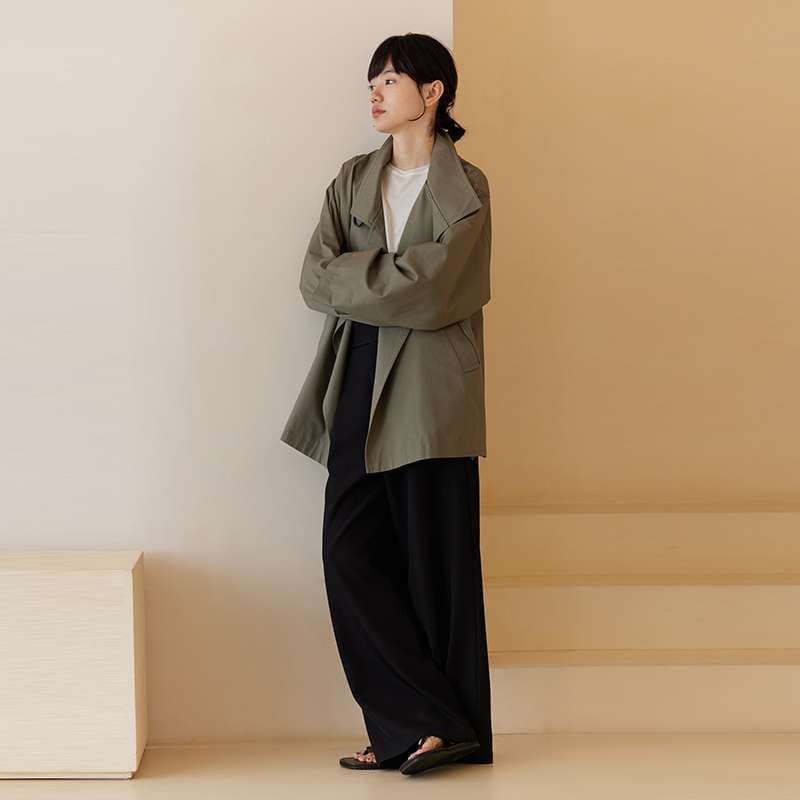 50代ファッション ゆったりシルエットのコート