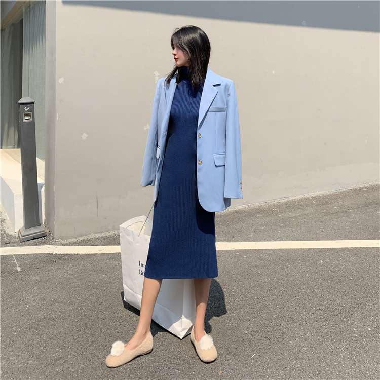 50代ファッション 上品なリブニットワンピース