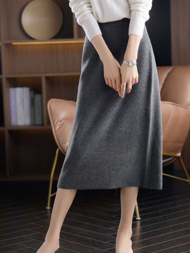 50代ファッション 【ウール100％】大人の上質ミモレ丈ニットスカート