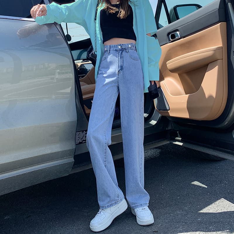 50代ファッション ゆったりストレート美脚デニムパンツ
