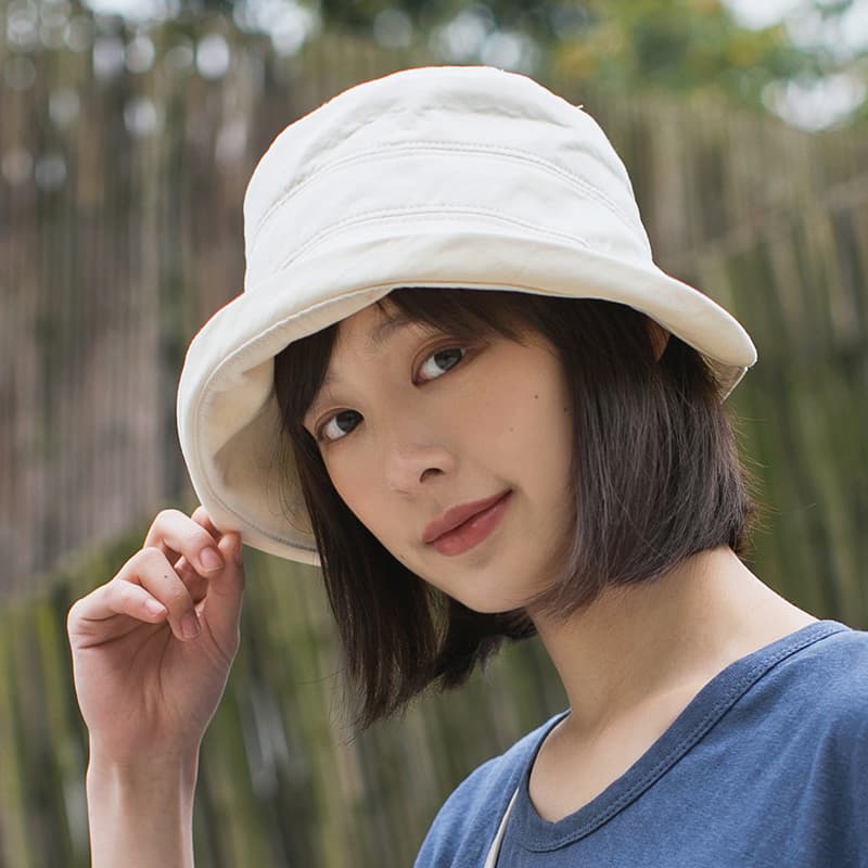 50代ファッション 大人の日よけバケットハット