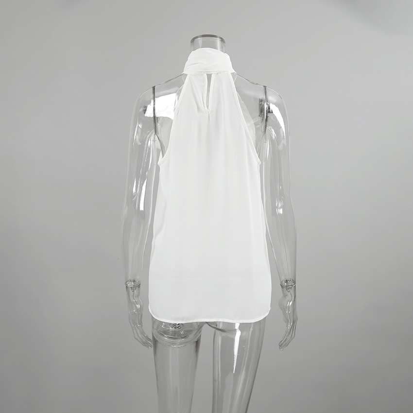 50代ファッション 優雅な蝶結びホルターネックブラウス