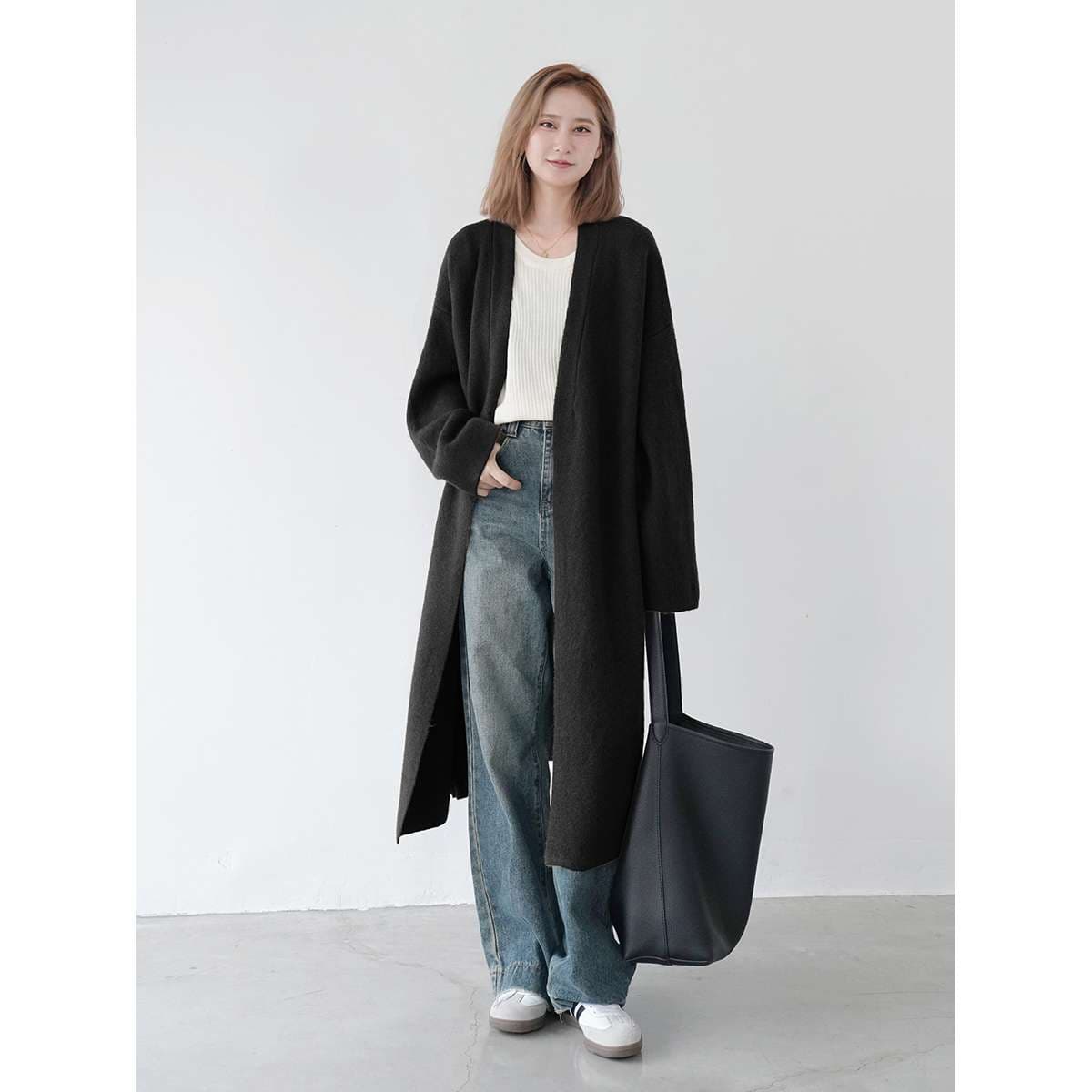 50代ファッション 大人の魅力引き立つロングカーディガン