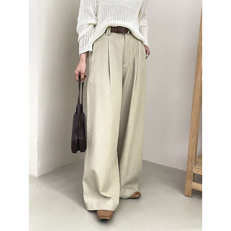 50代ファッション ゆったりワイドパンツ