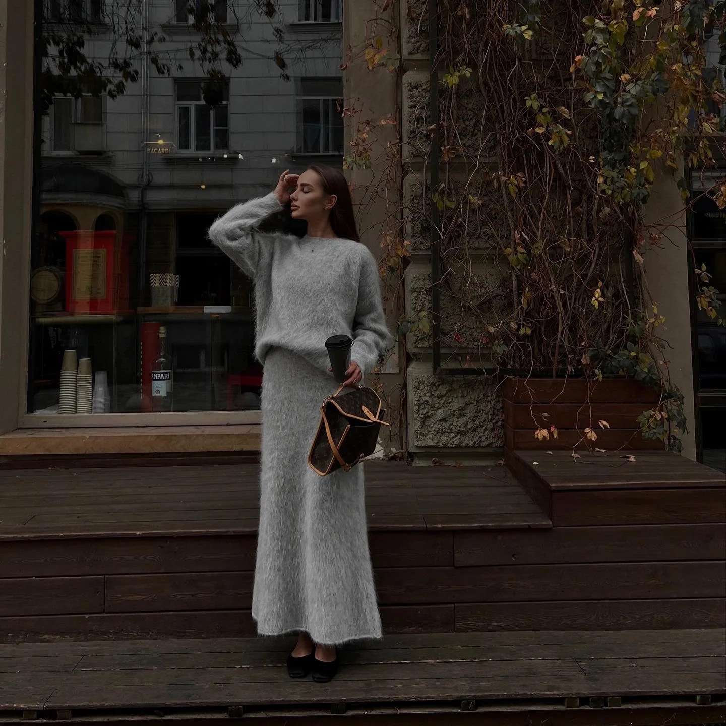 50代ファッション 秋冬レディース ニットセットアップ