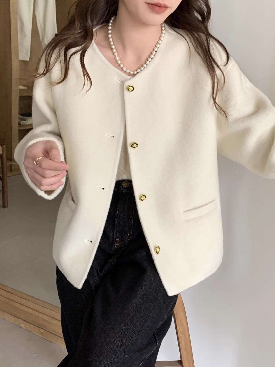 50代ファッションアウター クラシック短丈ウールジャケット