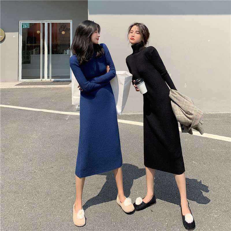 50代ファッション 上品なリブニットワンピース