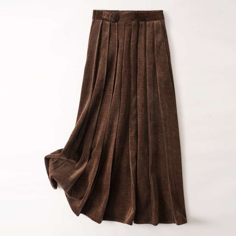 50代ファッション プリーツロングスカート