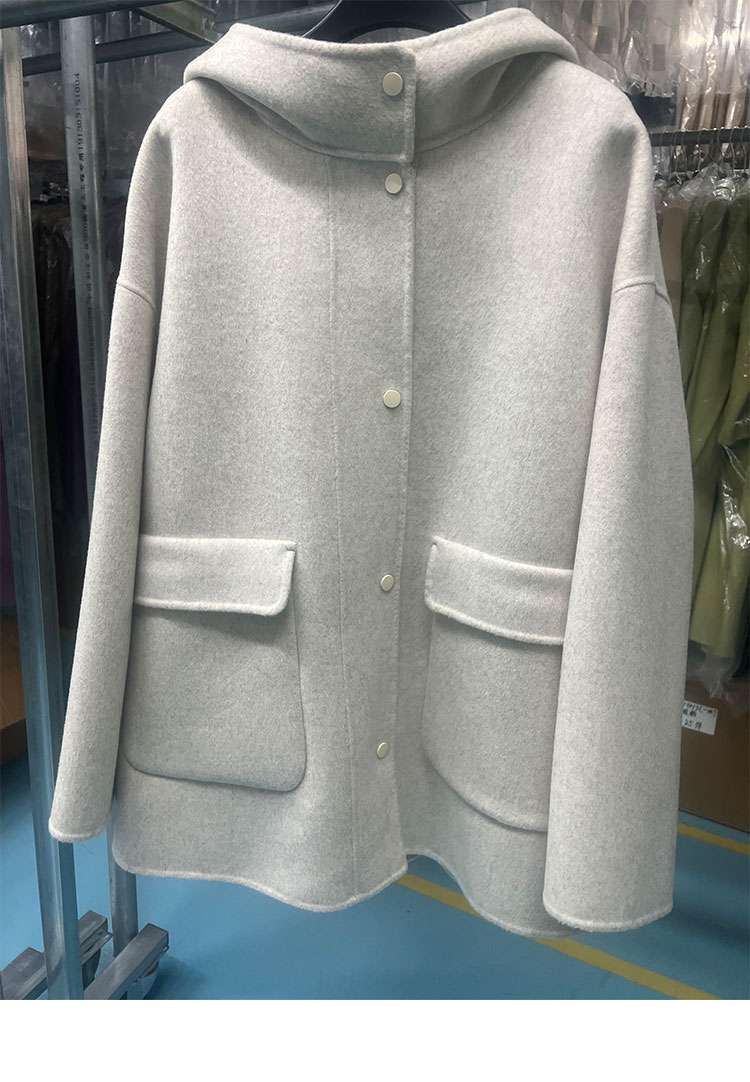 50代ファッション 上質ウール100%の大人コート