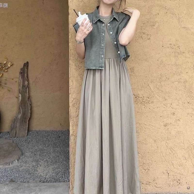 50代ファッション 夏のゆったりマキシワンピース