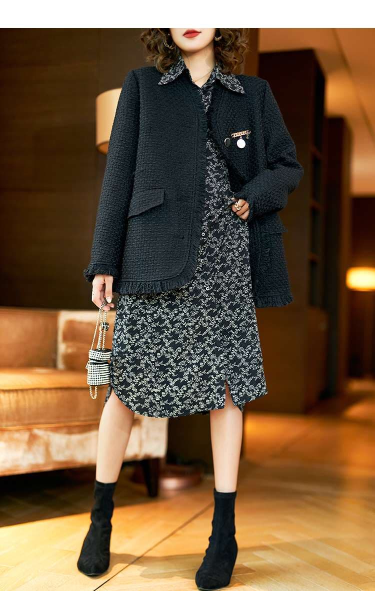 50代ファッション 上品シャネルツイードジャケット