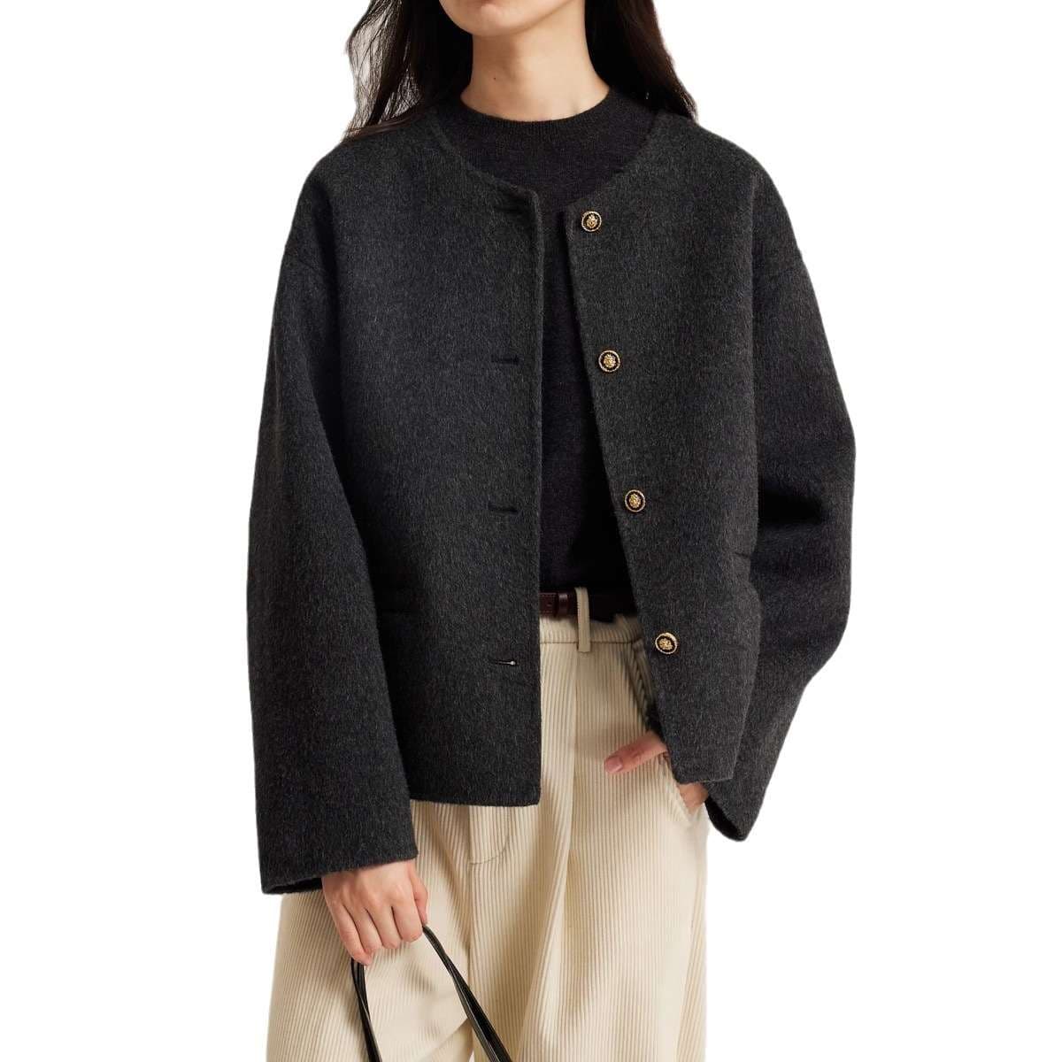 50代ファッションアウター クラシック短丈ウールジャケット