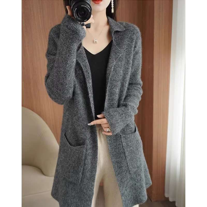 50代ファッション 上質ウール混ロングカーディガン