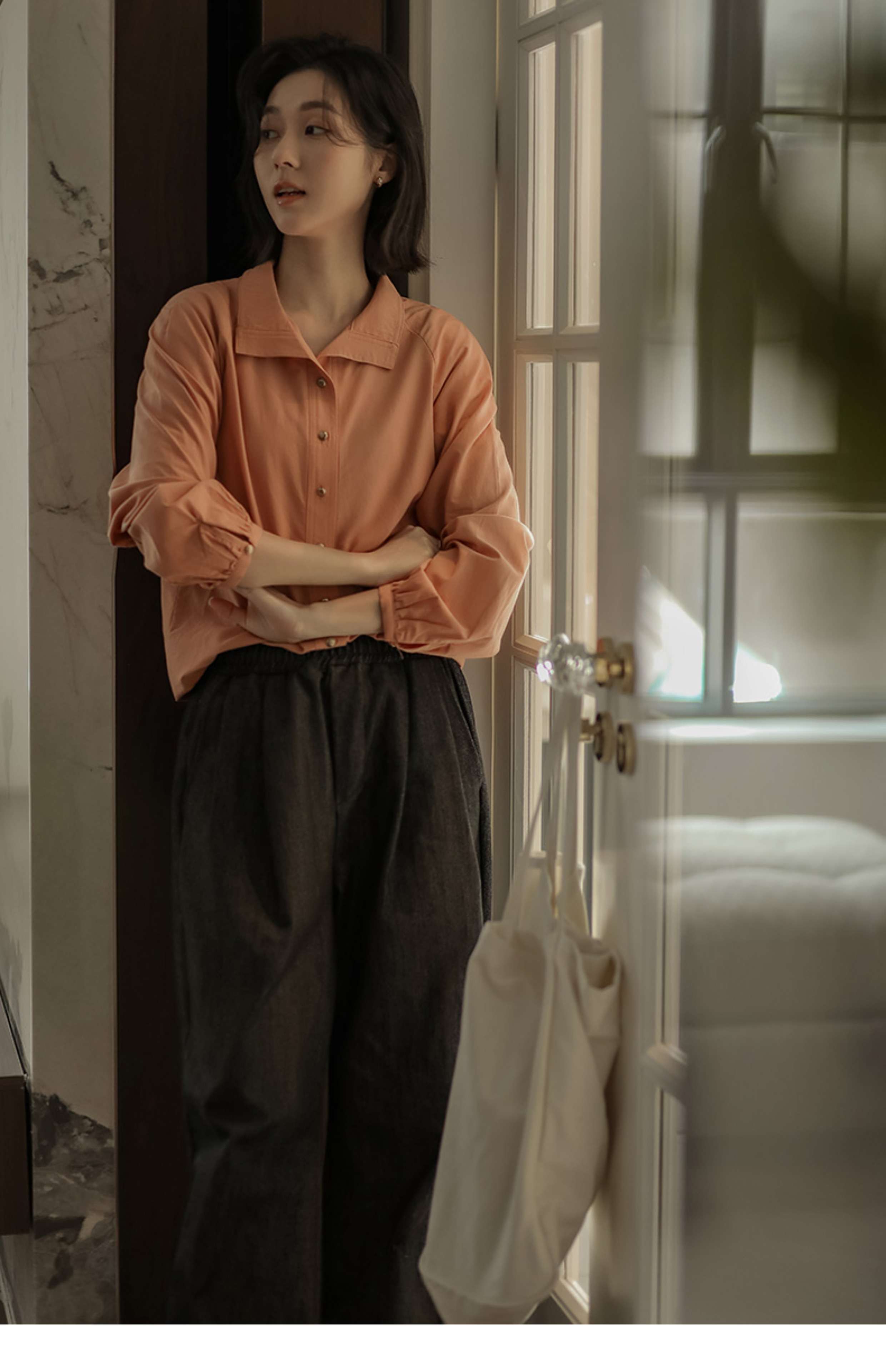 50代ファッション ゆったりストレートスラックス