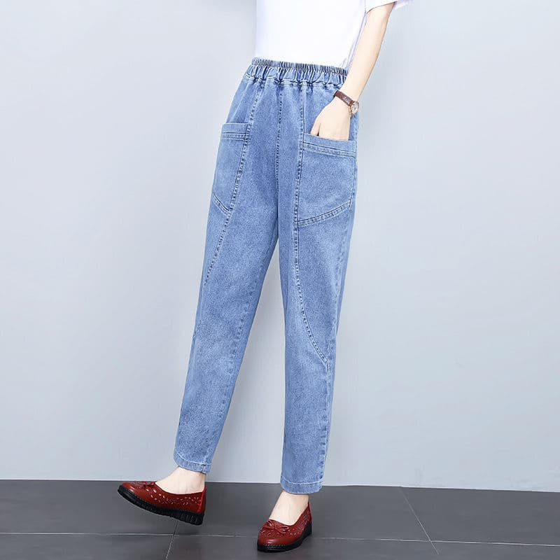 50代ファッション 楽ちん美脚デニムテーパードパンツ