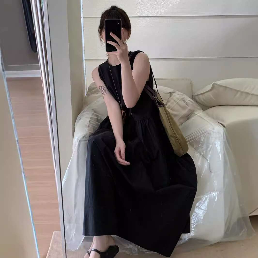 50代ファッション ゆったりシルエットの大人ワンピース